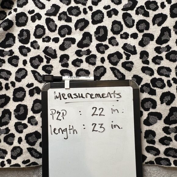 Tahari Sweater Womens Large White Black Leopard Print Mock Neck Soft Stretch - Picture 6 of 6